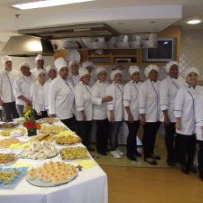 Fomandos Auxiliar de Cozinha em Junho/2012