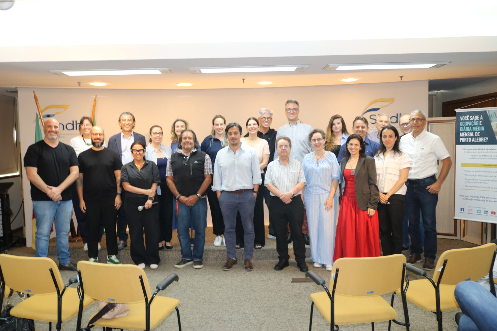 SINDHA/SHPOA apresenta a&ccedil;&otilde;es de 2025 em encontro com diretores, equipe executiva e parceiros