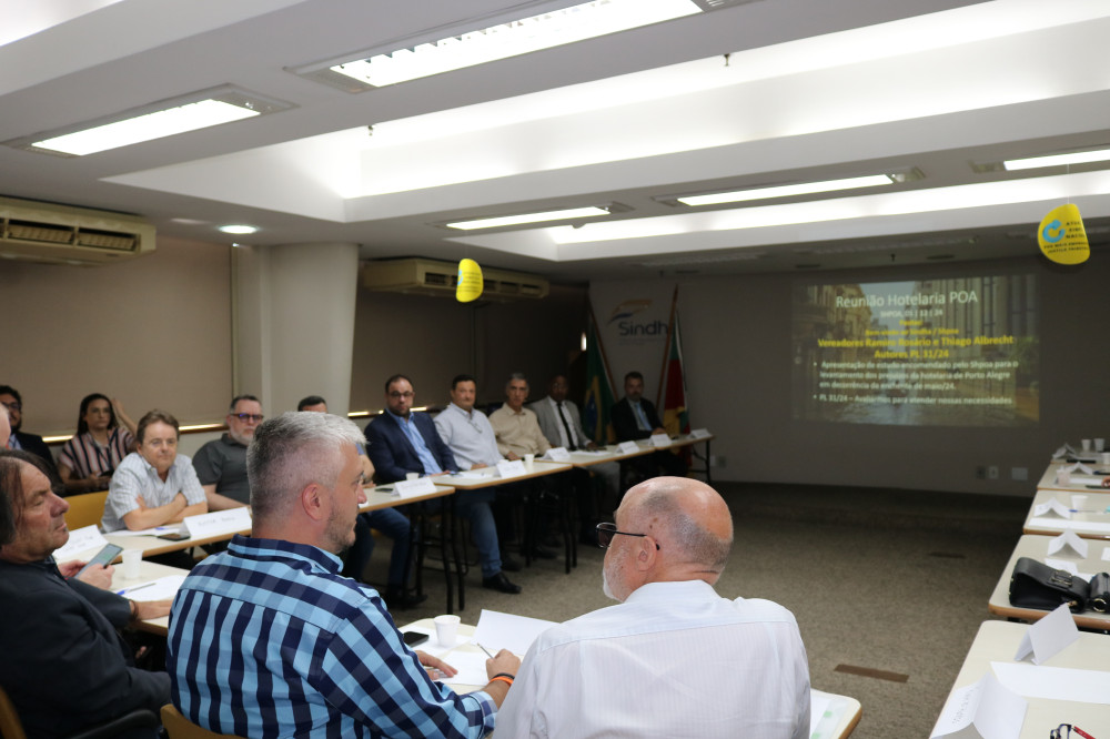 Hoteleiros discutem impactos das enchentes e pleiteiam redução de ISSQN em reunião no Sindha