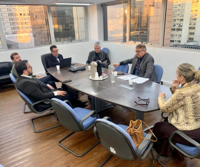 SINDHA participa de reunião com o Secretário-Geral de Governo de Porto Alegre e o vereador Ramiro Rosário