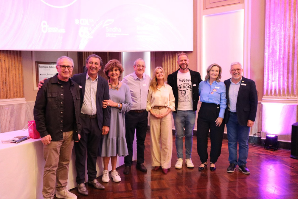 SINDHA participa de encontro sobre comunicação no varejo e destaca o papel do atendimento humano nos negócios