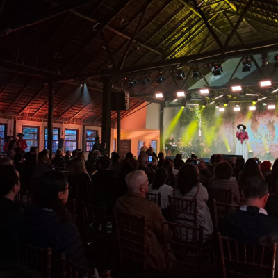 SINDHA PARTICIPA DA ABERTURA DO FESTIVAL GA&Uacute;CHOS 2026