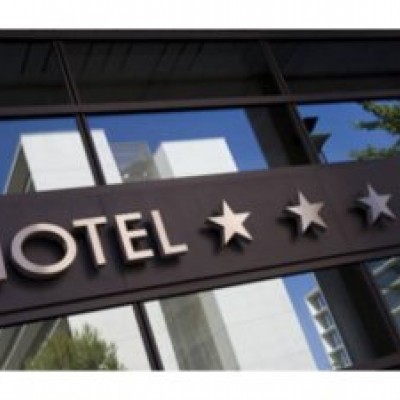 Hotelaria pede redução de tarifas